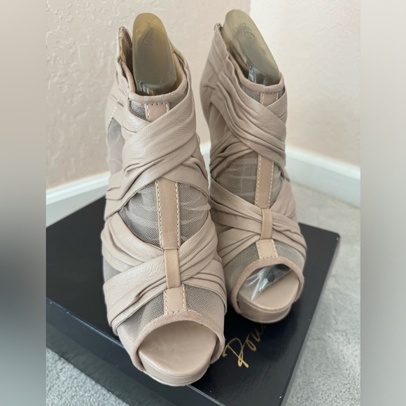 L.A.M.B sheer peep toe ankle booties w platform heels shoes sz 9 - Picture 10 of 12